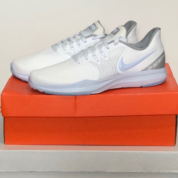 SOLD Nike Shoes - Picture 3 of 5